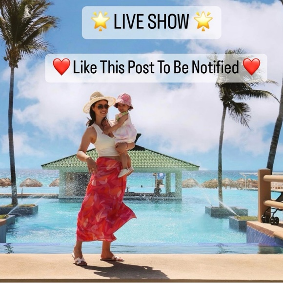 🌟LIVE SHOW🌟 Like this post to be notified ❤️ - Picture 1 of 2